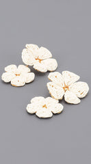 Zia Flower Earrings - Ivory