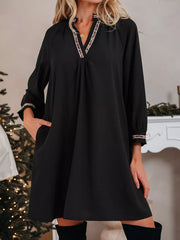 Contrast Trim Bracelet Sleeve Shift Mini Dress