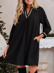 Contrast Trim Bracelet Sleeve Shift Mini Dress