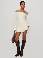 Vancesca Off Shoulder Long Sleeve Mini Dress Cream