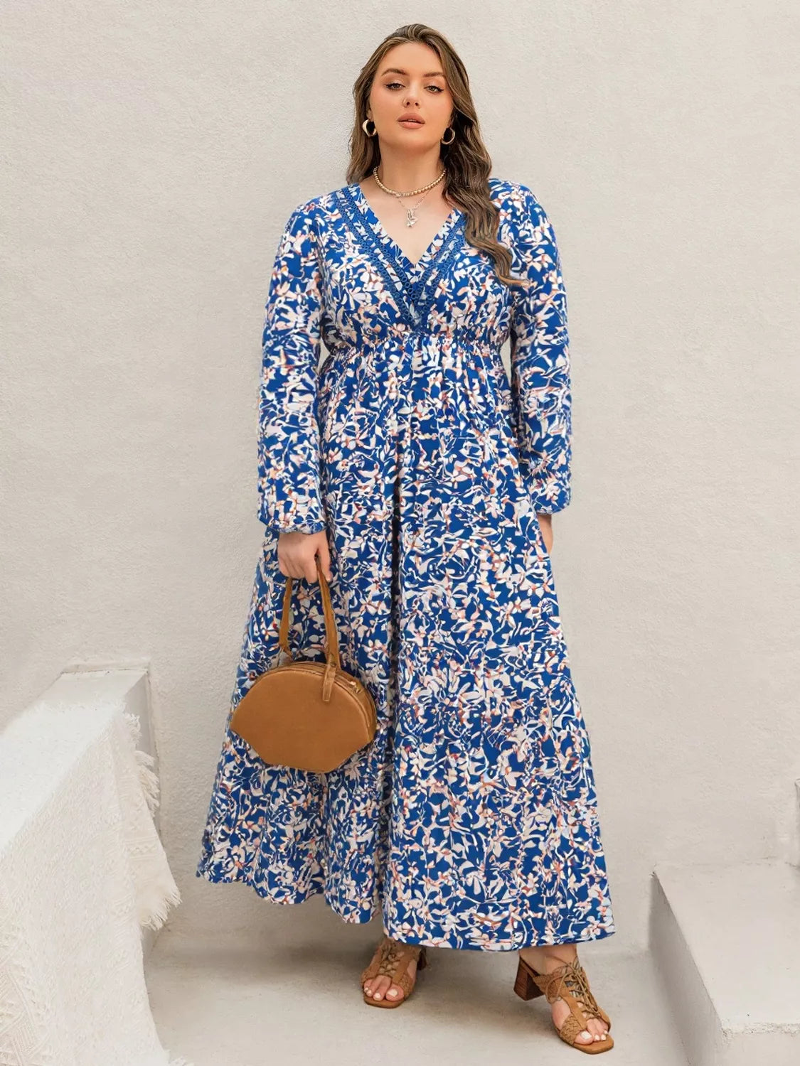 Plus Size Floral Print V-Neck Long Sleeve Maxi Dress